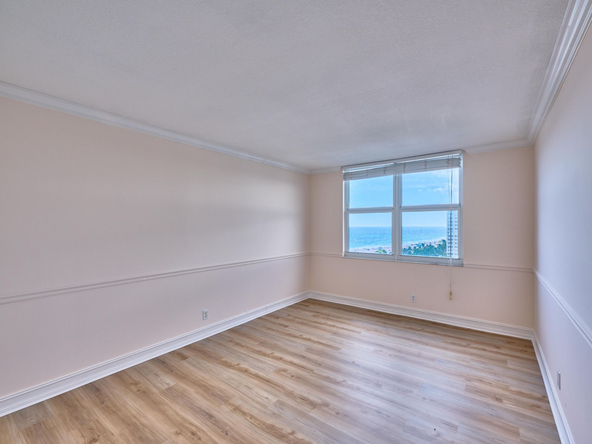 305 N Pompano Beach Boulevard, Unit 1204, Pompano Beach, FL 33062 Photo