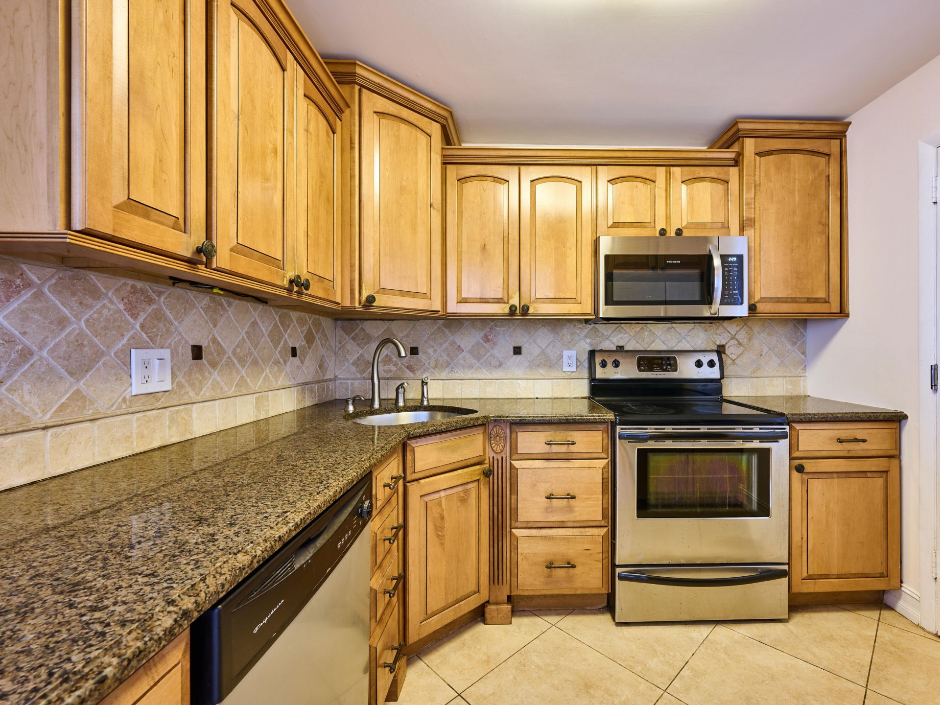 305 N Pompano Beach Boulevard, Unit 1204, Pompano Beach, FL 33062 Photo