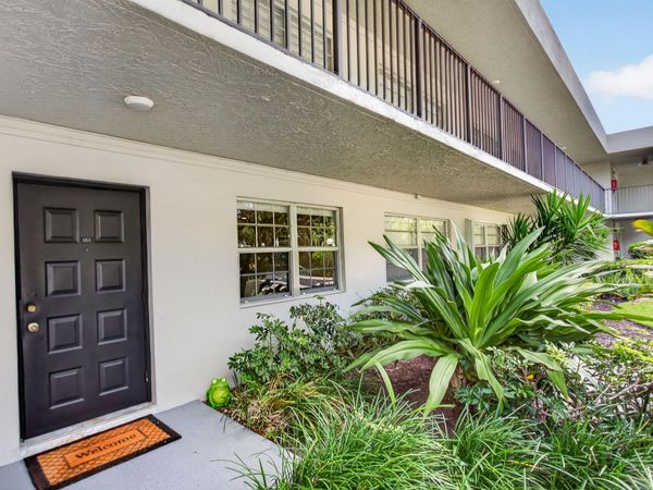 901 W Cypress Lane, Unit 103, Pompano Beach, FL 33069