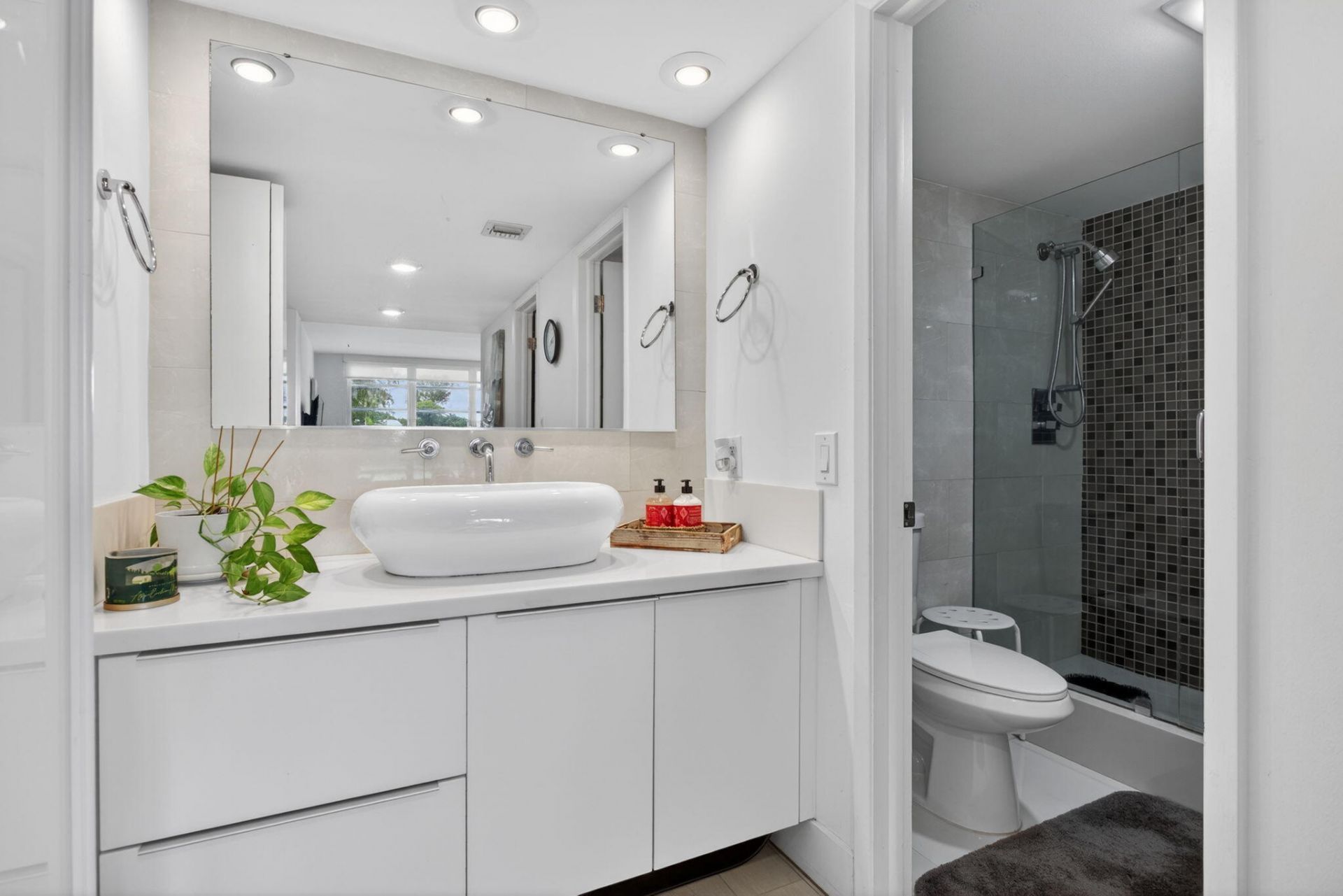 901 W Cypress Lane, Unit 103, Pompano Beach, FL 33069 Photo