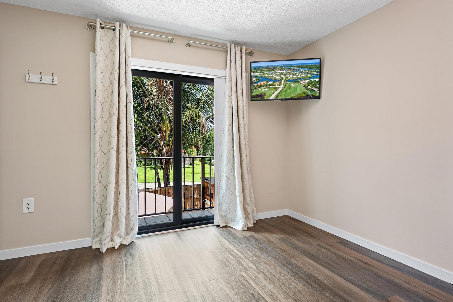 3331 S Meridian Way S, Unit A, Palm Beach Gardens, FL 33410 Photo