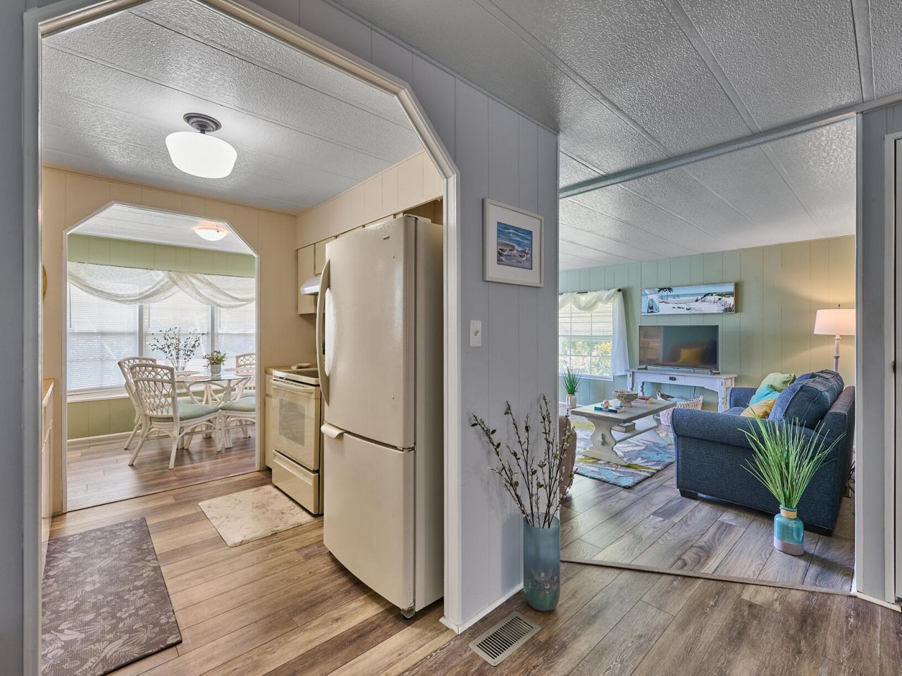 6977 SE Delegate Street, Hobe Sound, FL 33455 Photo