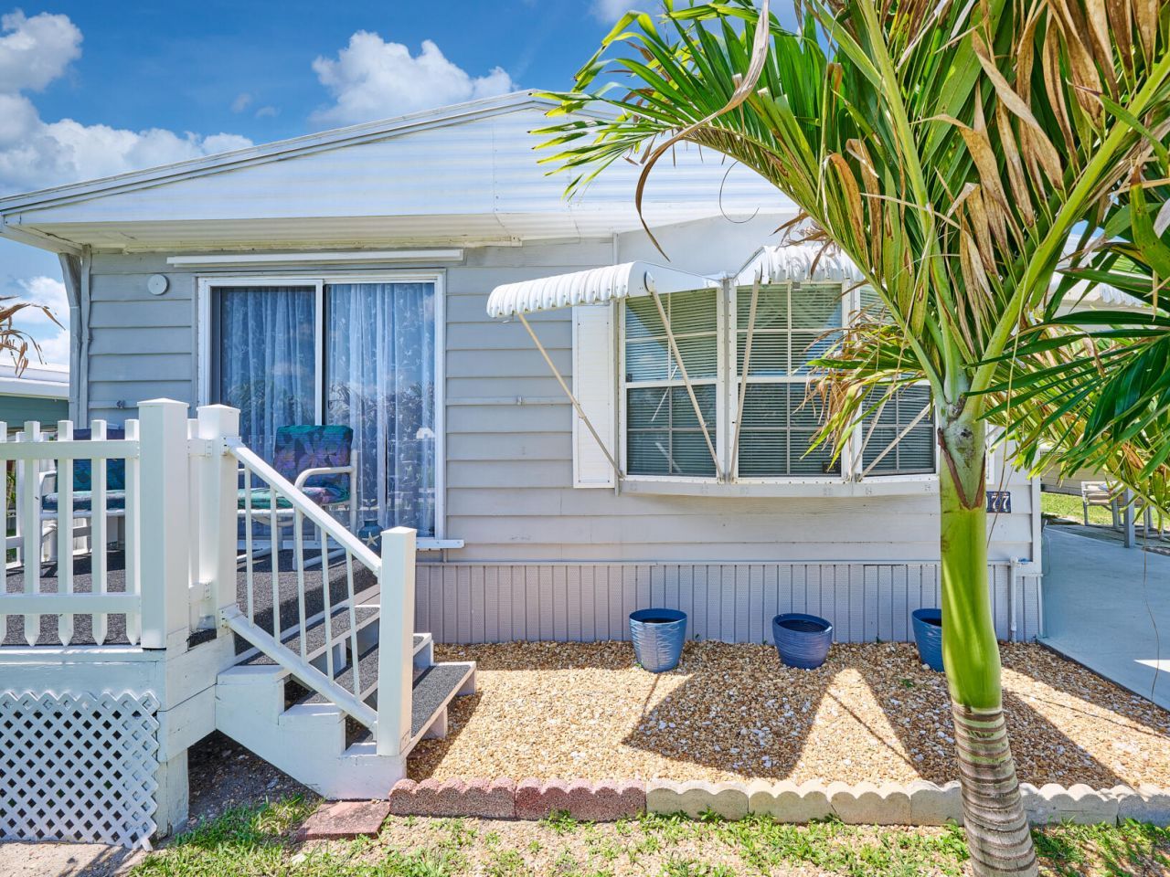 6977 SE Delegate Street, Hobe Sound, FL 33455 Photo