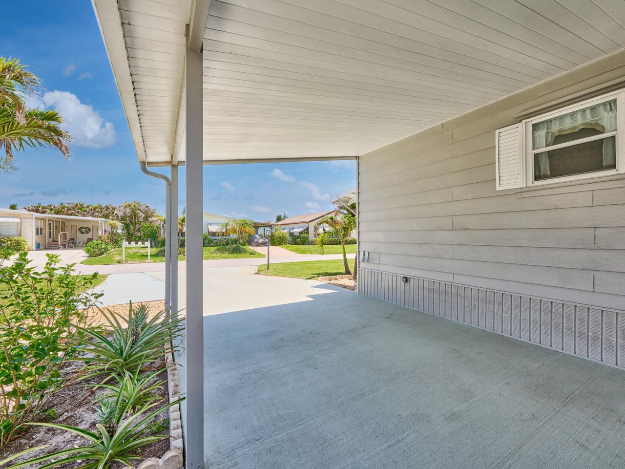 6977 SE Delegate Street, Hobe Sound, FL 33455 Photo