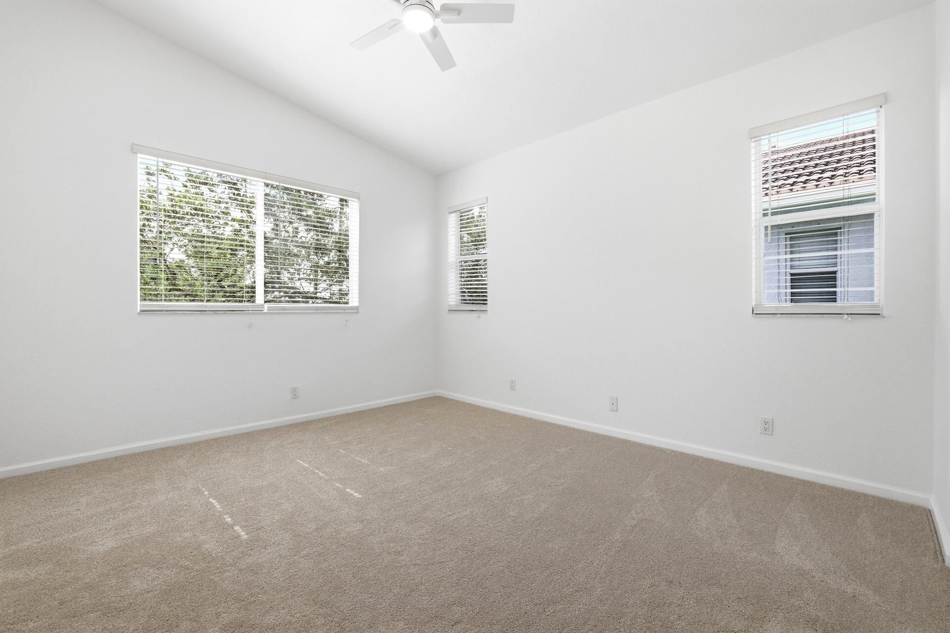 3068 Laurel Ridge Circle, Riviera Beach, FL 33404 Photo