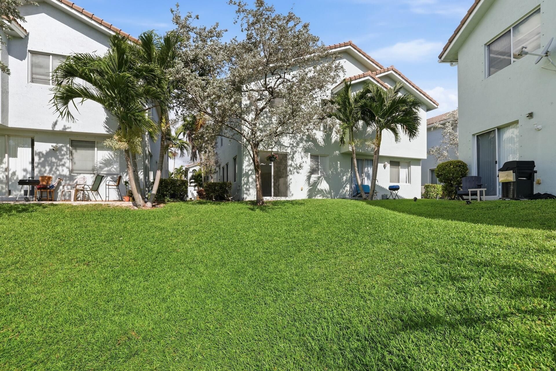 3068 Laurel Ridge Circle, Riviera Beach, FL 33404 Photo