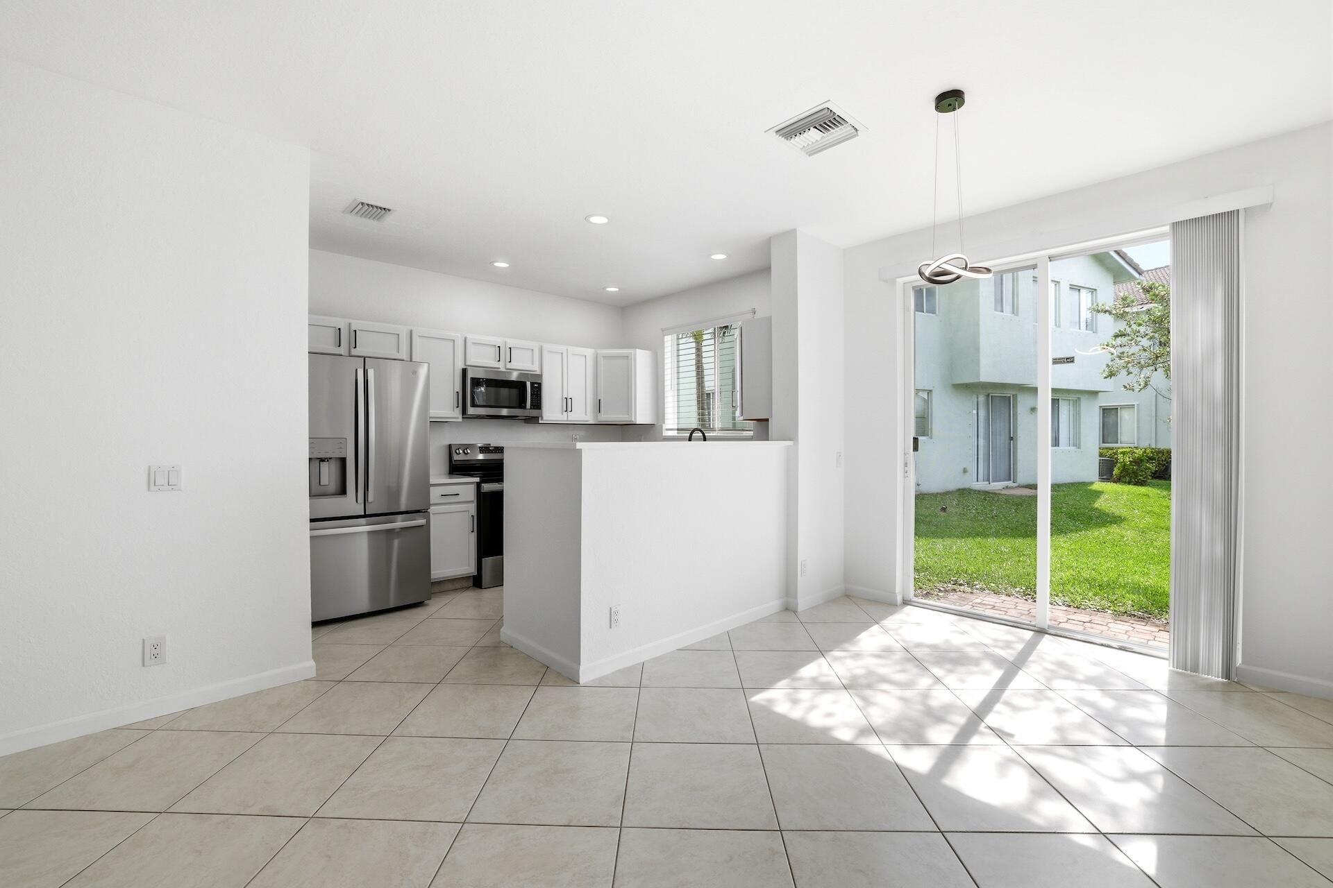 3068 Laurel Ridge Circle, Riviera Beach, FL 33404 Photo