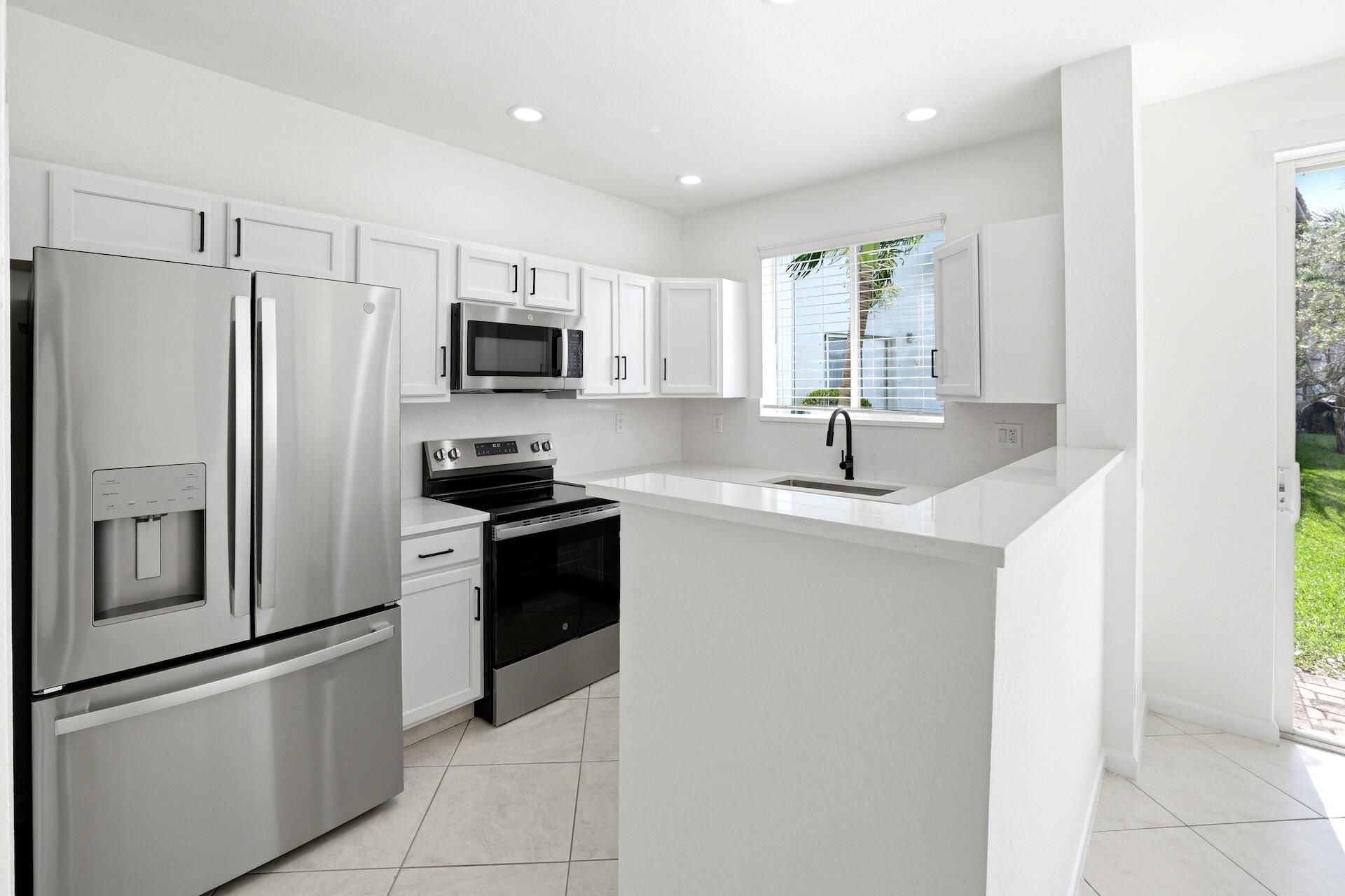 3068 Laurel Ridge Circle, Riviera Beach, FL 33404 Photo