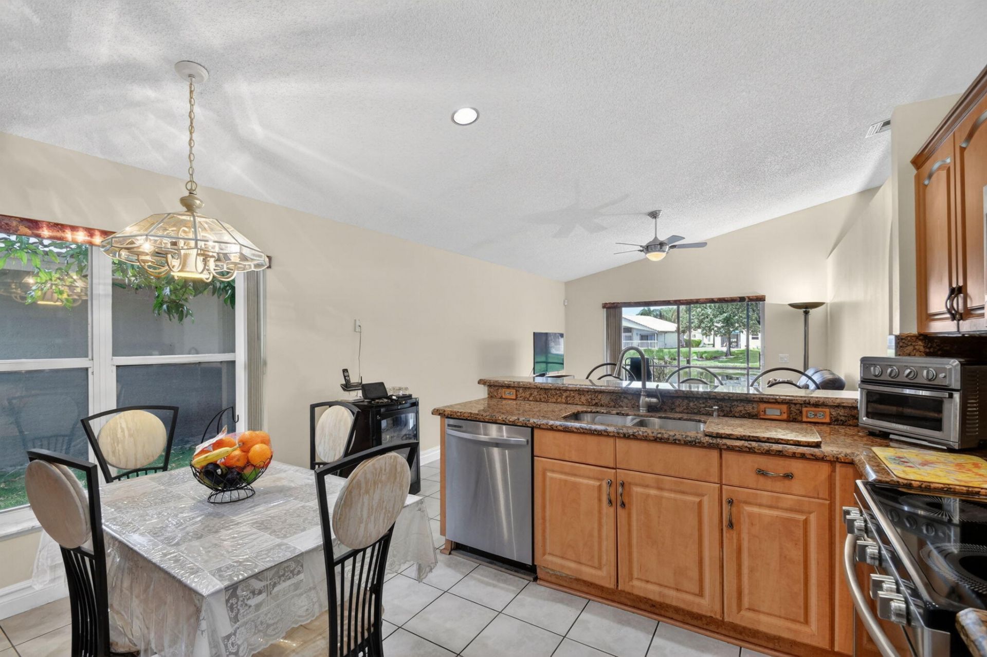 8240 White Rock Circle, Boynton Beach, FL 33436 Photo