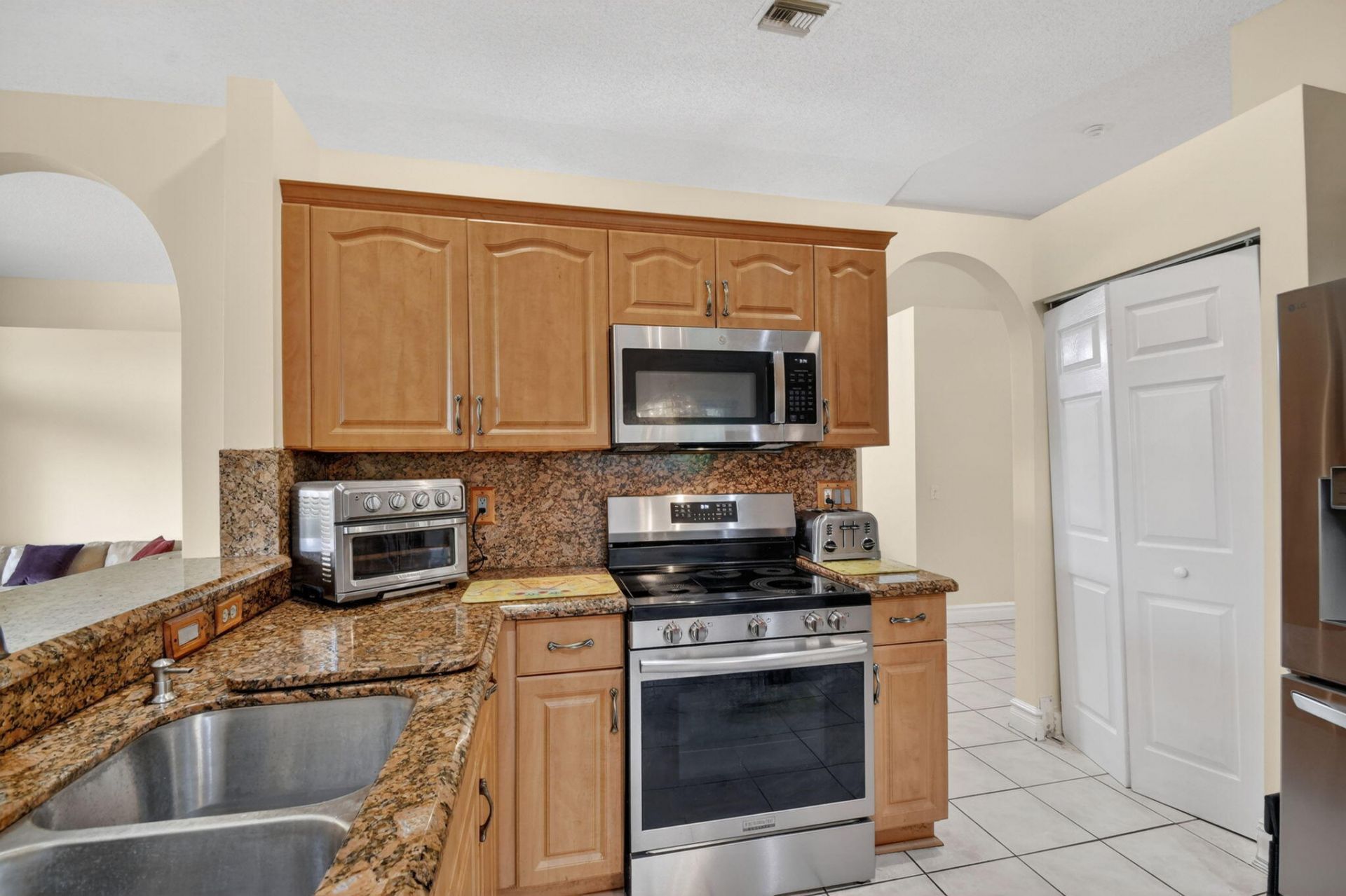 8240 White Rock Circle, Boynton Beach, FL 33436 Photo