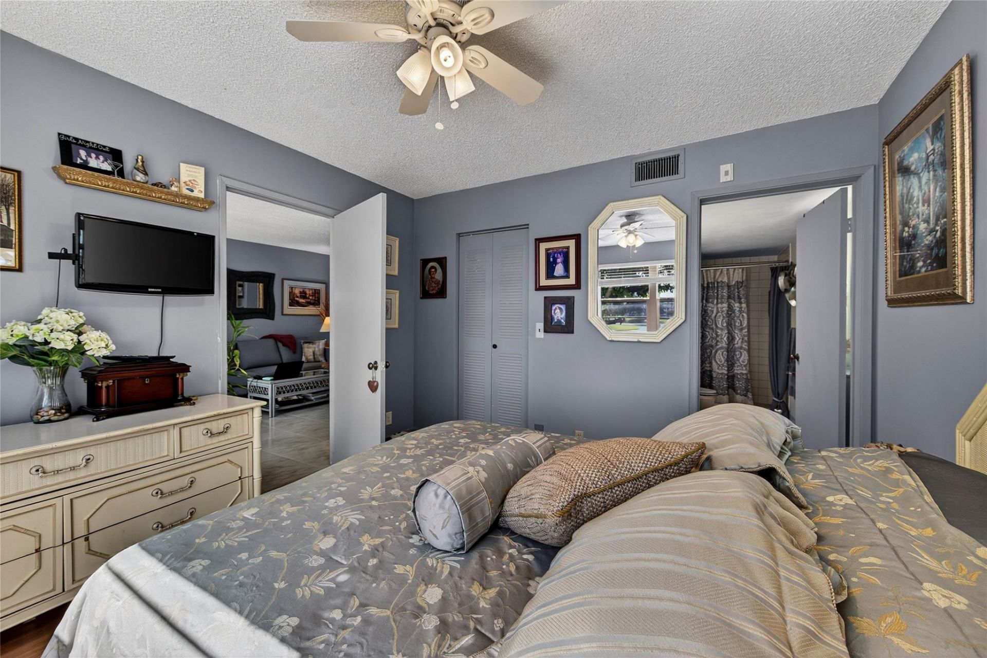 2222 N Cypress Bend Drive, Unit 201, Pompano Beach, FL 33069 Photo
