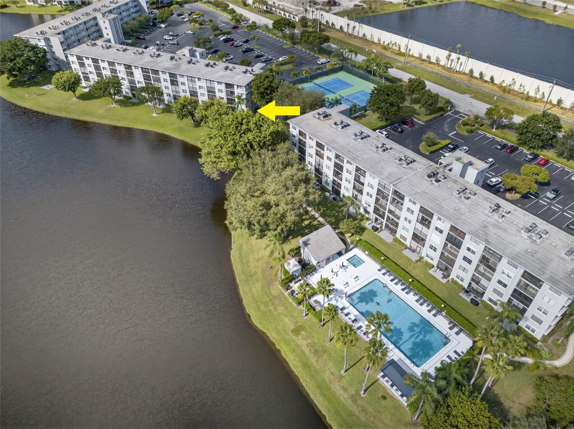2222 N Cypress Bend Drive, Unit 201, Pompano Beach, FL 33069 Photo