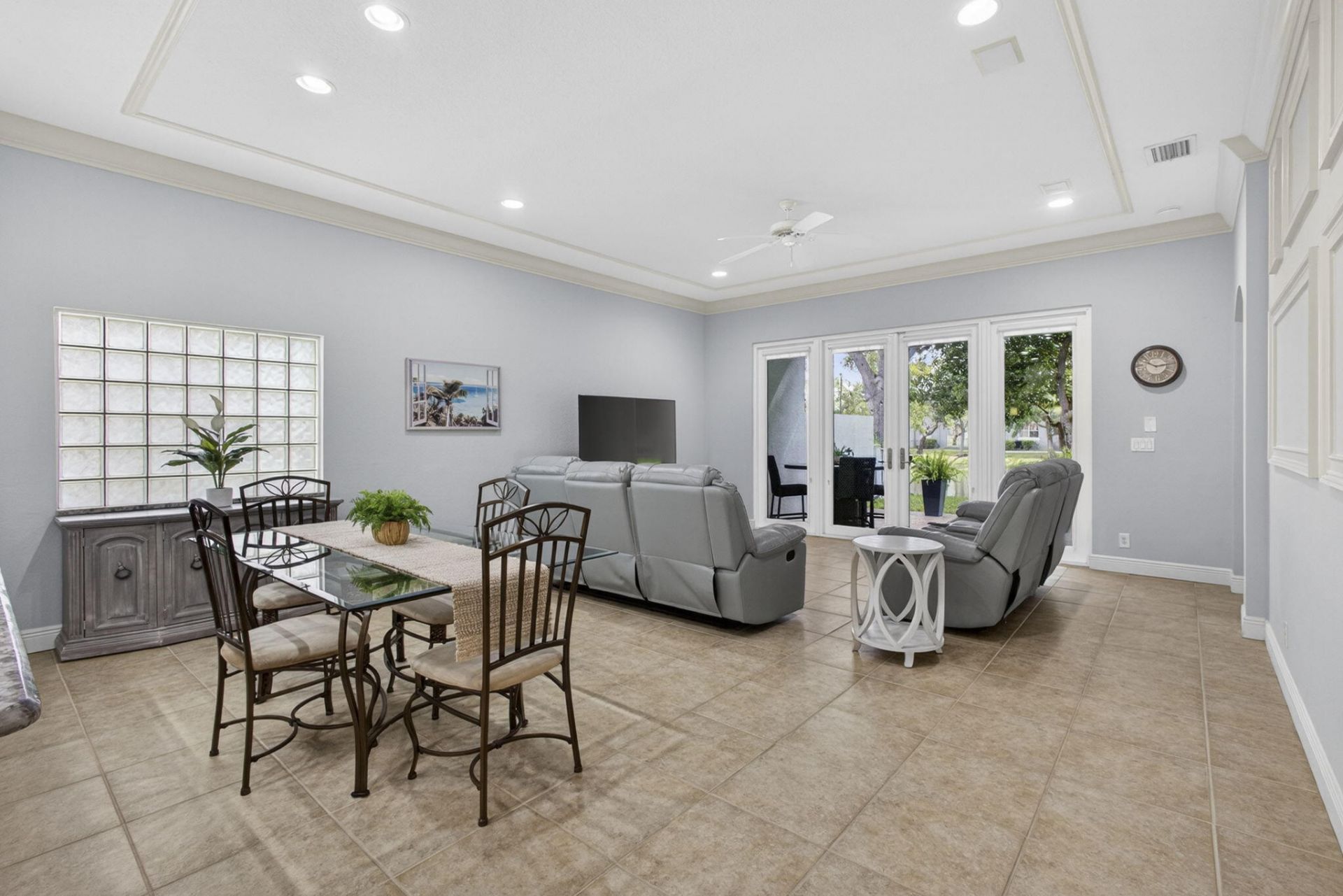 118 Kensington Way, Royal Palm Beach, FL 33414 Photo