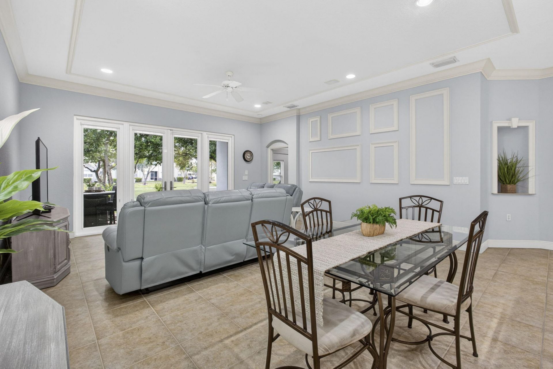 118 Kensington Way, Royal Palm Beach, FL 33414 Photo