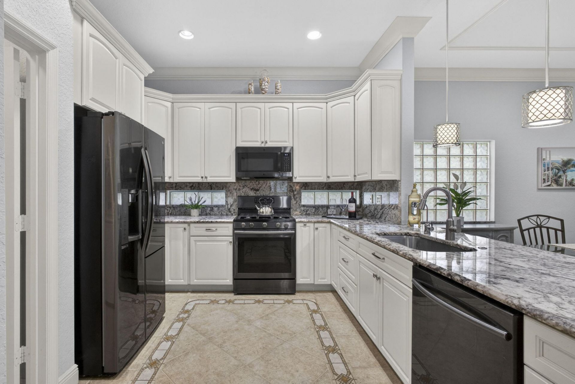 118 Kensington Way, Royal Palm Beach, FL 33414 Photo
