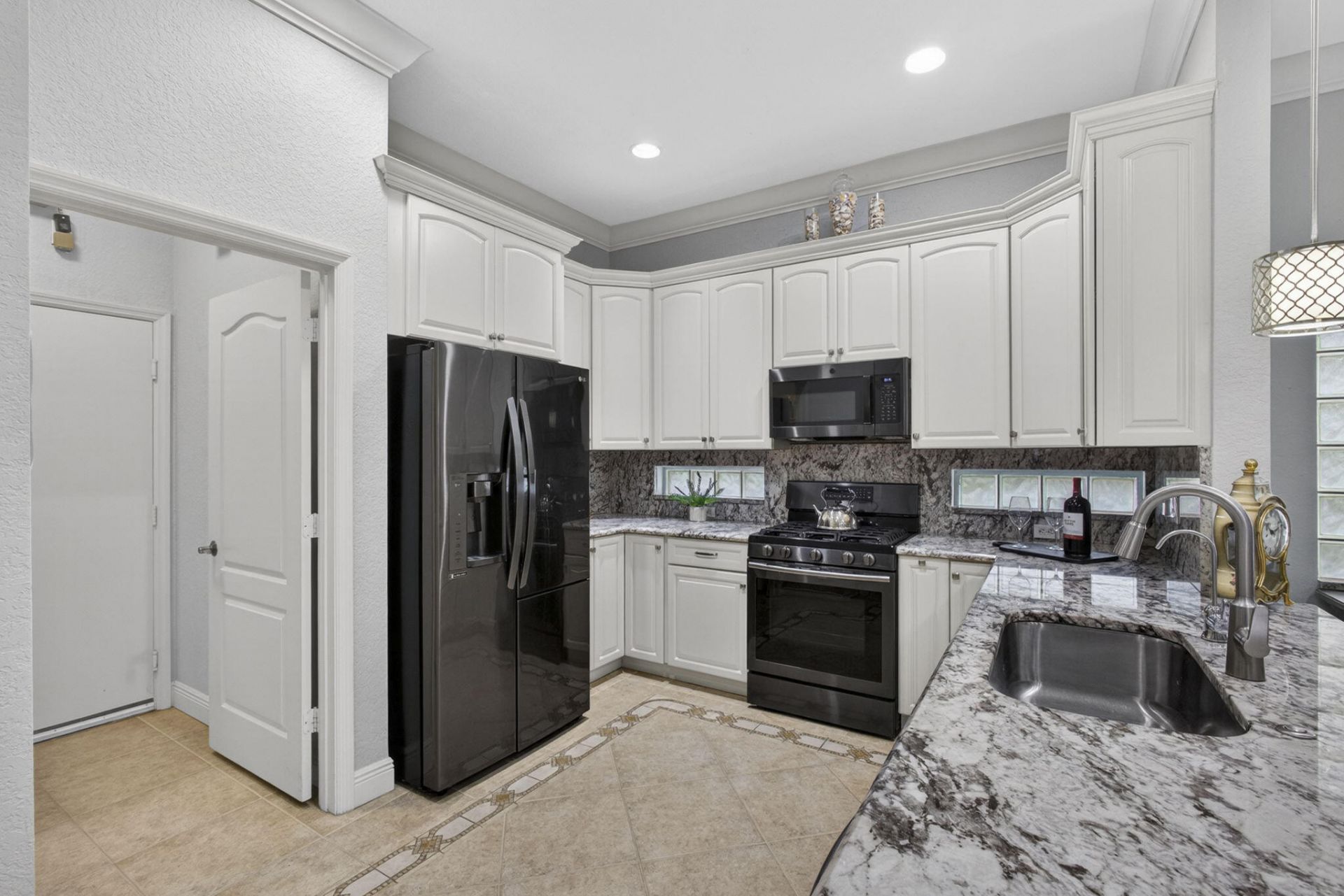 118 Kensington Way, Royal Palm Beach, FL 33414 Photo