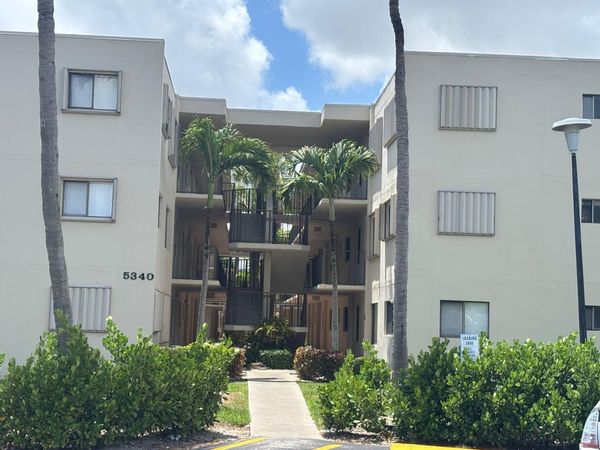5340 Las Verdes Circle, Unit 222, Delray Beach, FL 33484