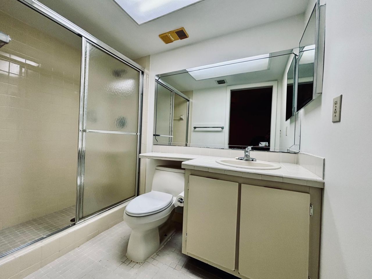 5340 Las Verdes Circle, Unit 222, Delray Beach, FL 33484 Photo