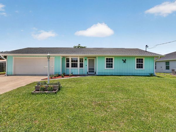 5909 Spruce Drive, Fort Pierce, FL 34982
