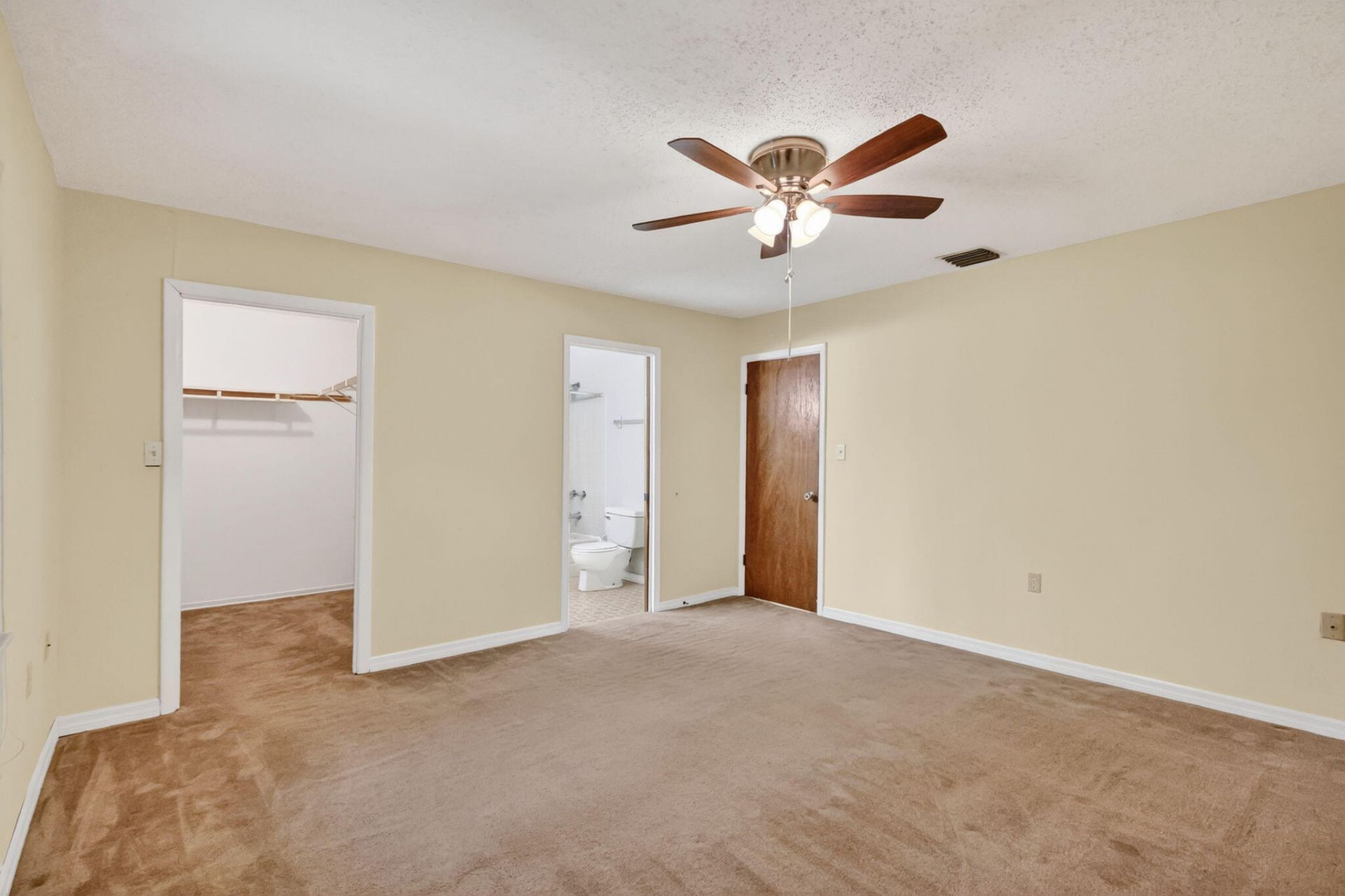 5909 Spruce Drive, Fort Pierce, FL 34982 Photo