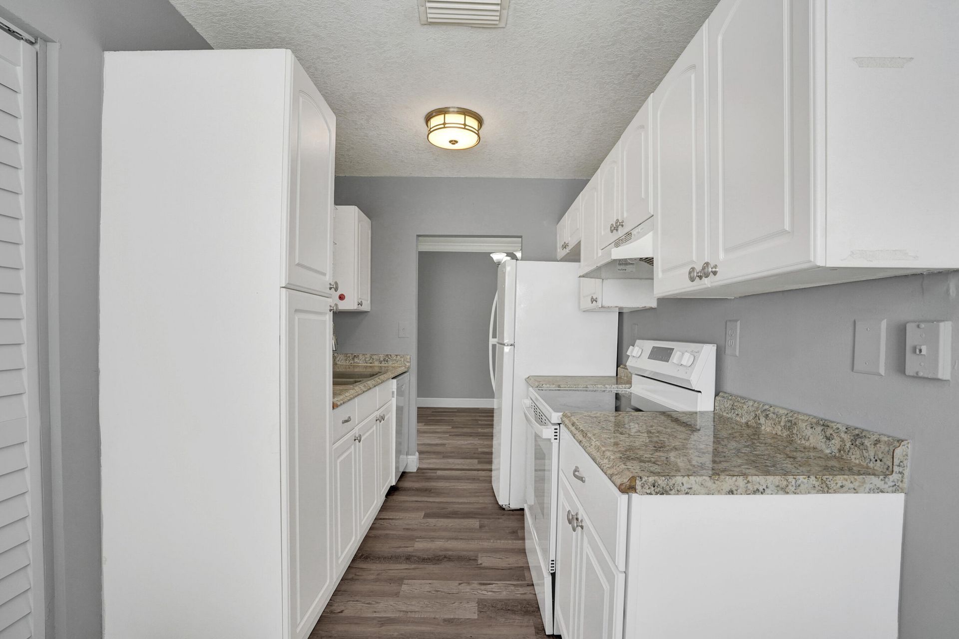 10781 NW 21st Street, Sunrise, FL 33322 Photo