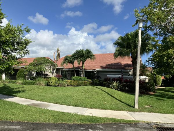 425 Deer Creek Path E, Deerfield Beach, FL 33442