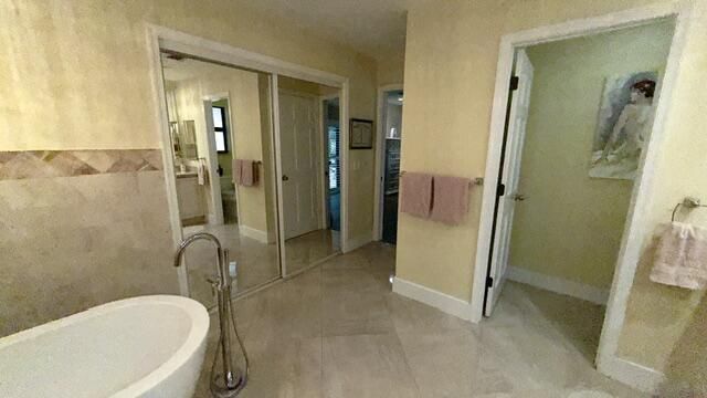 425 Deer Creek Path E, Deerfield Beach, FL 33442 Photo