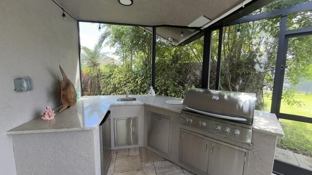 425 Deer Creek Path E, Deerfield Beach, FL 33442 Photo