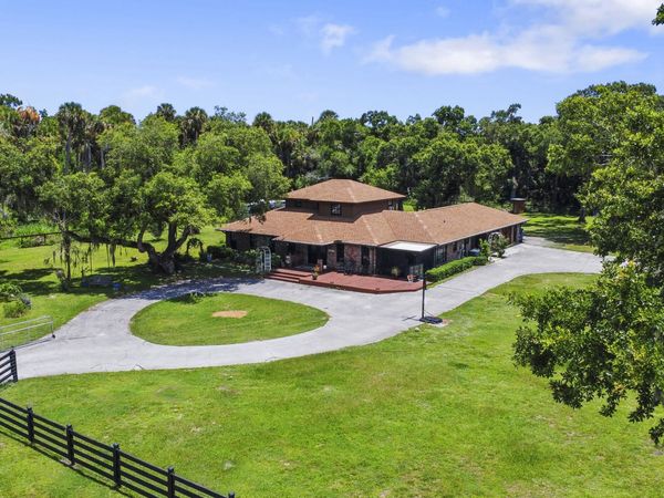 4170 Mccarty Road, Fort Pierce, FL 34945