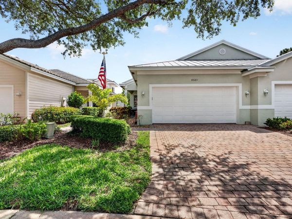 4681 SE Bridgetown Court, Stuart, FL 34997