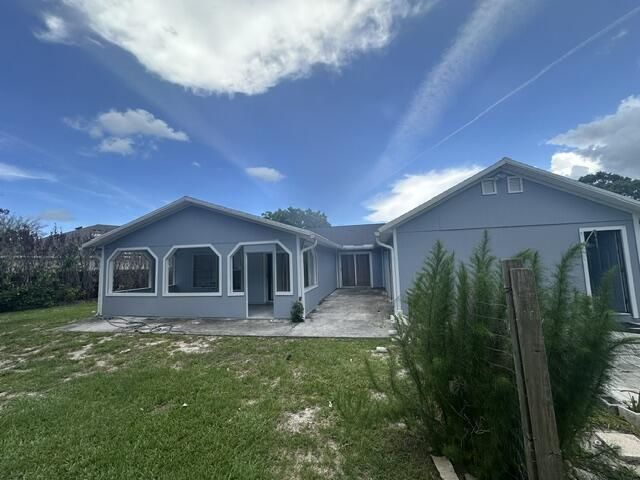 1497 SW Gastador Avenue, Port Saint Lucie, FL 34953 Photo