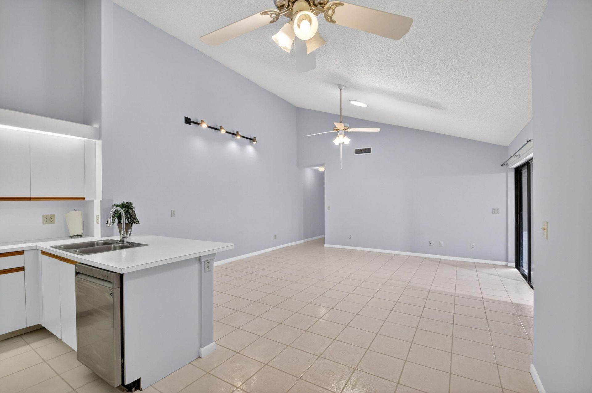 1604 Timberlane Circle, Greenacres, FL 33463 Photo