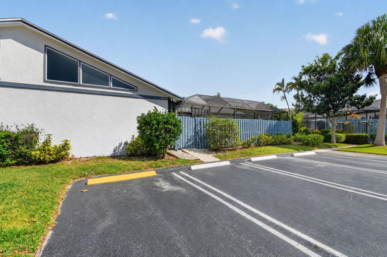1604 Timberlane Circle, Greenacres, FL 33463 Photo