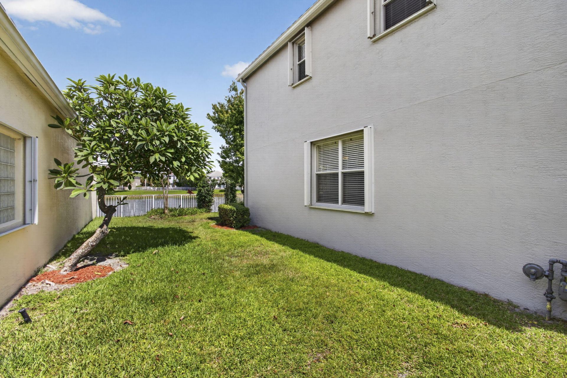 214 Berenger Walk, Royal Palm Beach, FL 33414 Photo