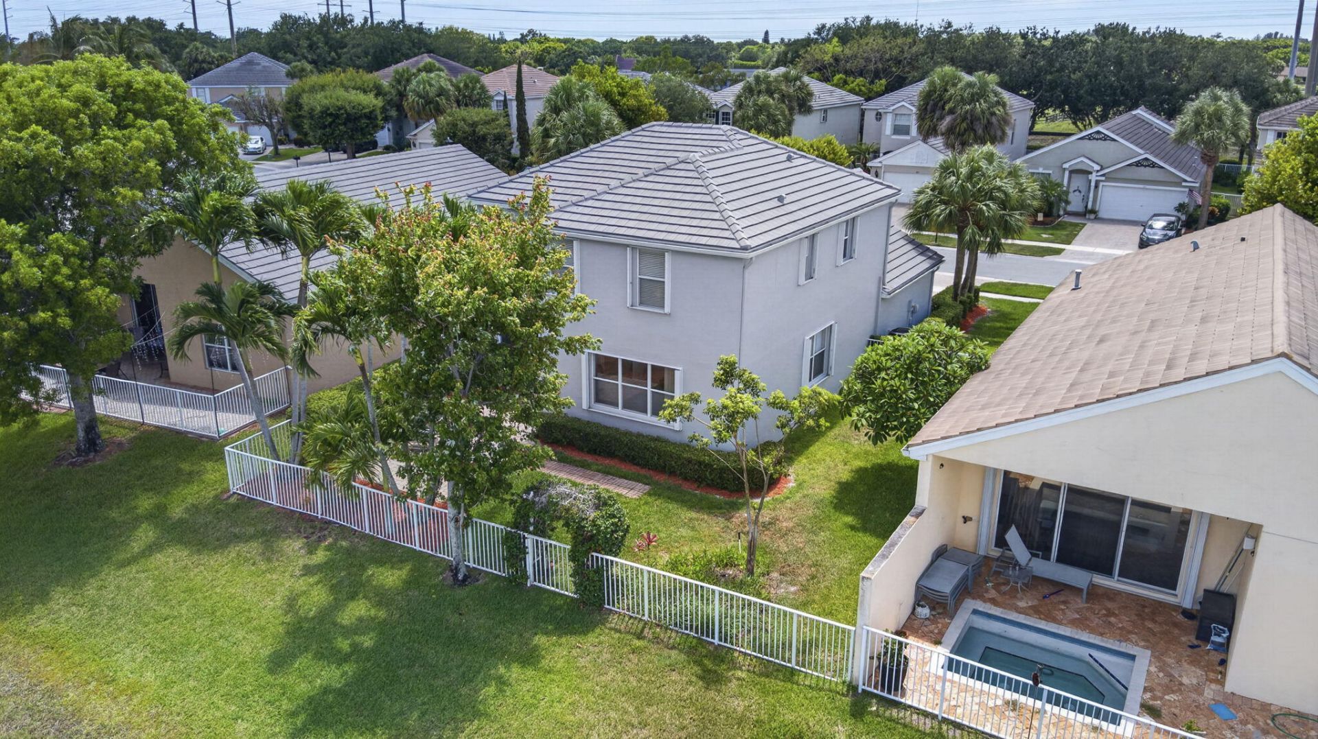214 Berenger Walk, Royal Palm Beach, FL 33414 Photo