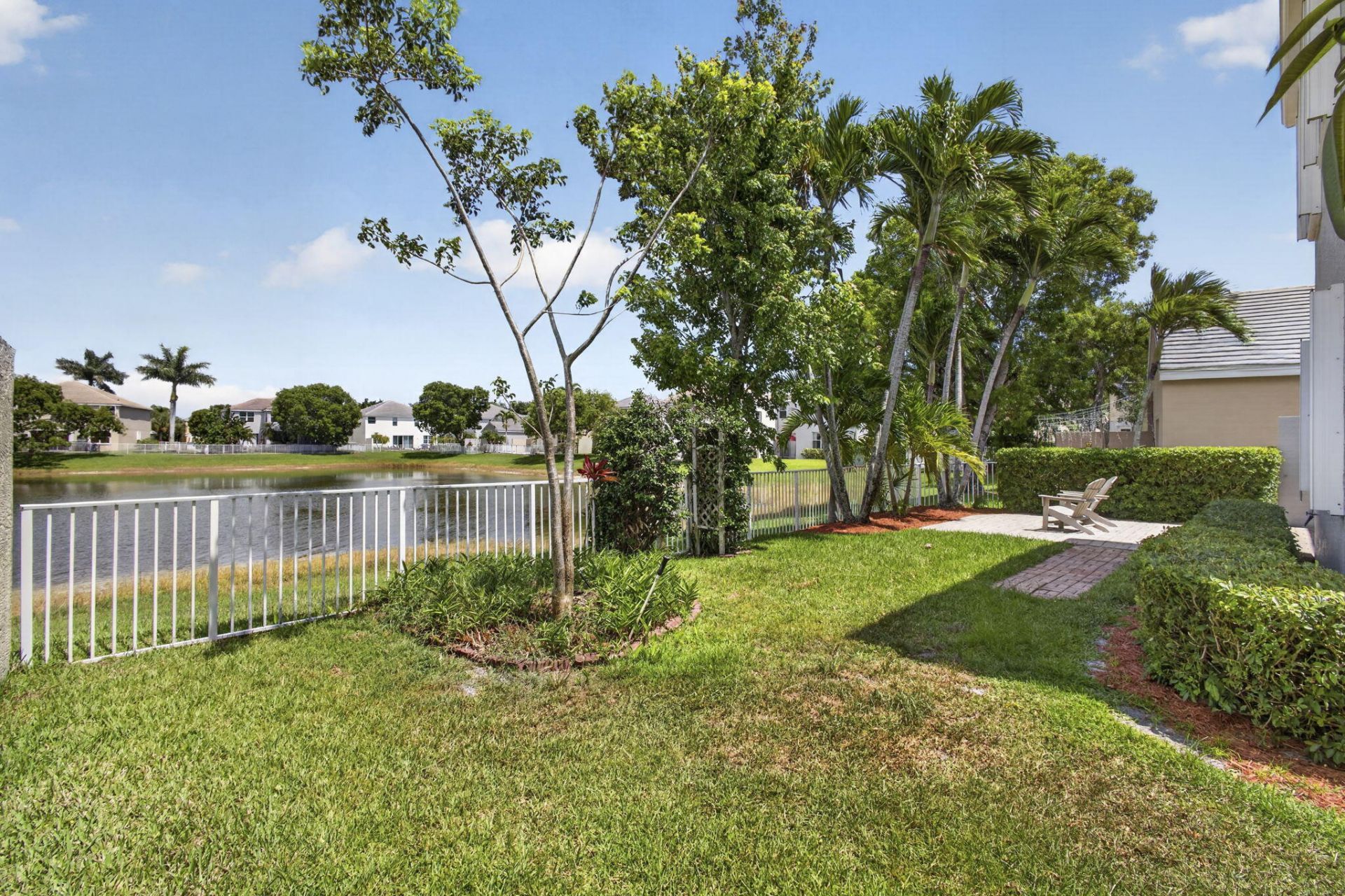 214 Berenger Walk, Royal Palm Beach, FL 33414 Photo