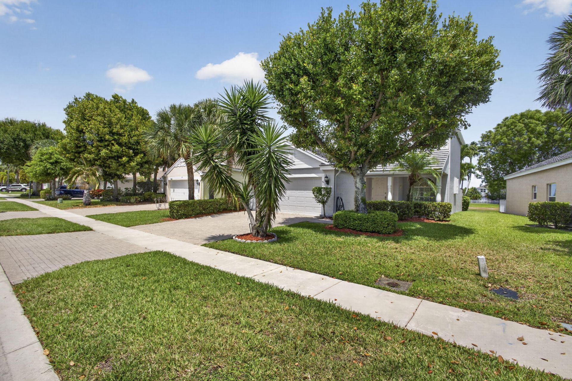 214 Berenger Walk, Royal Palm Beach, FL 33414 Photo