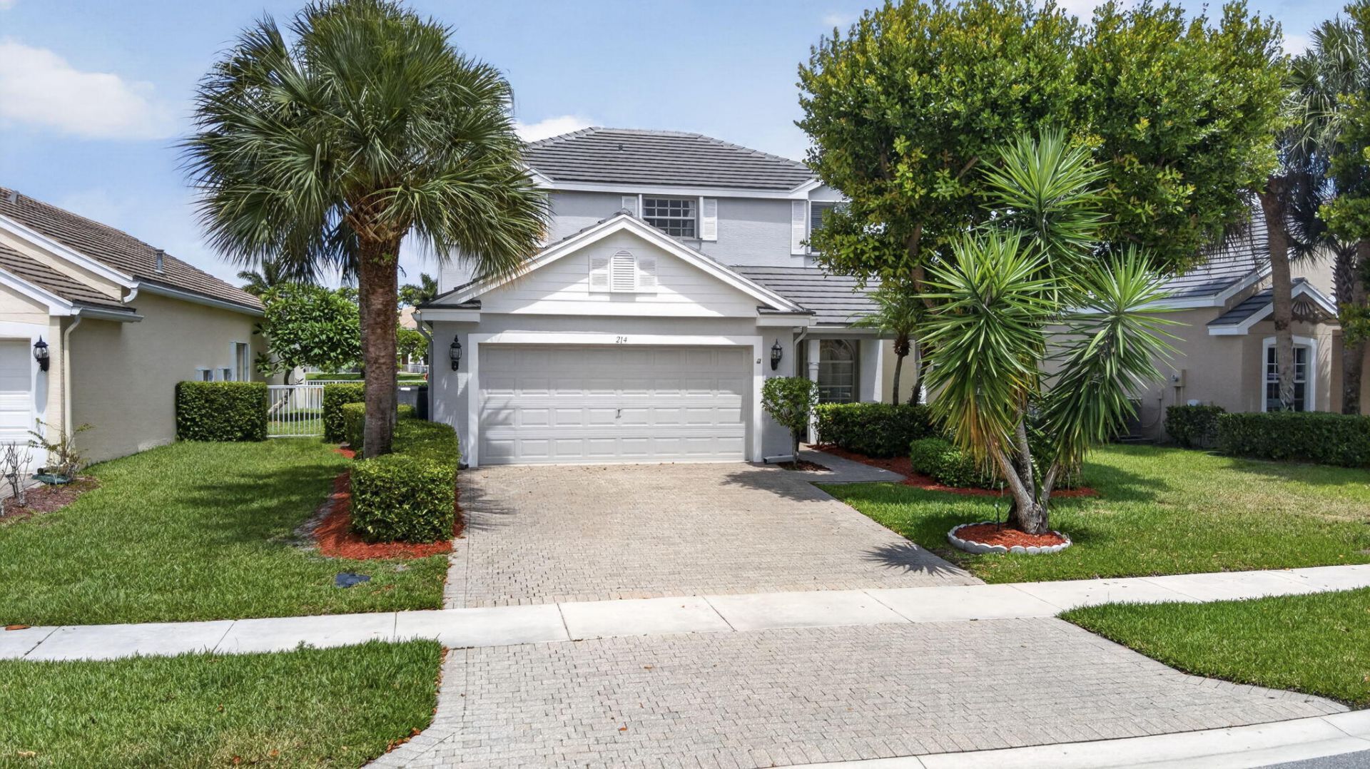 214 Berenger Walk, Royal Palm Beach, FL 33414 Photo