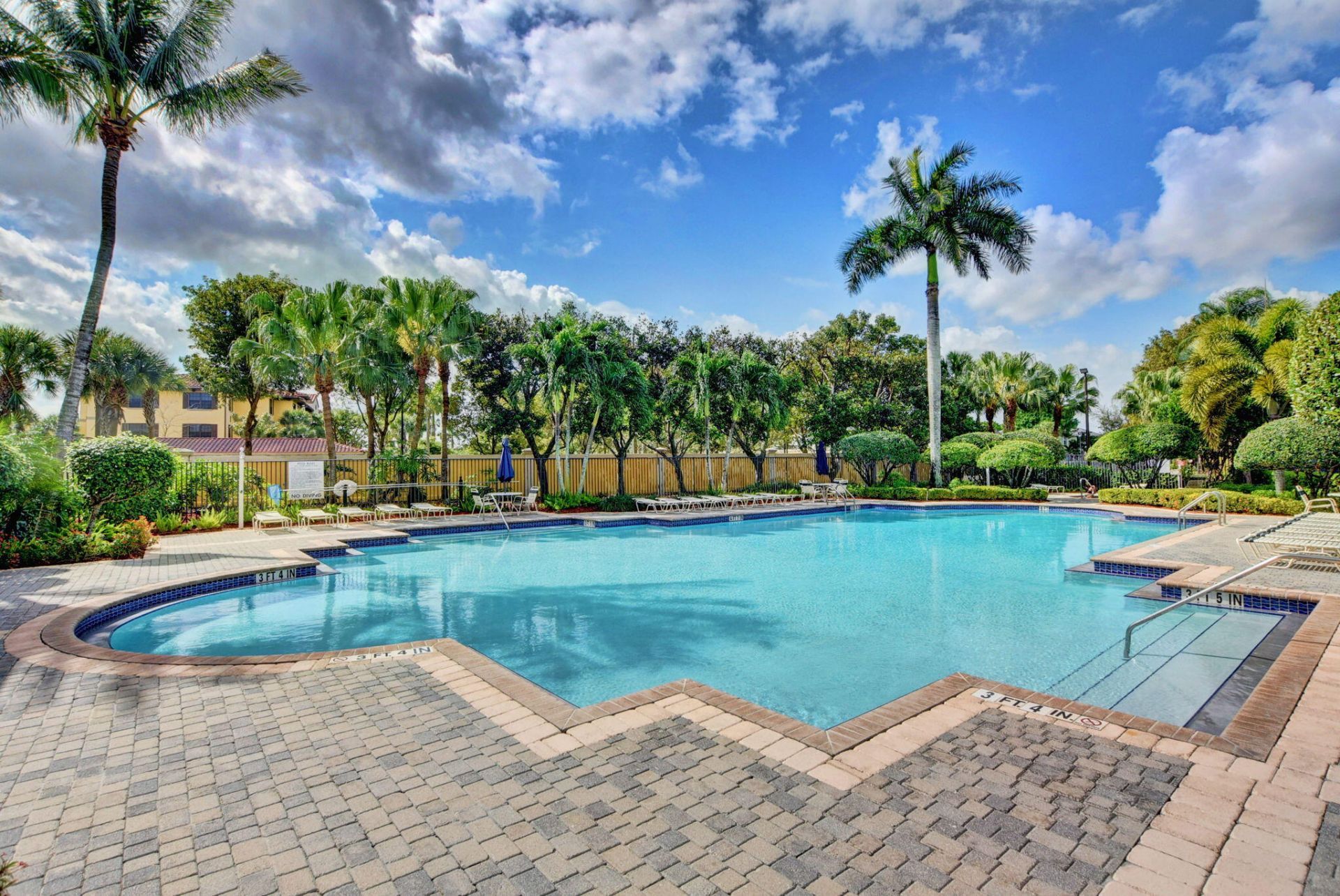 214 Berenger Walk, Royal Palm Beach, FL 33414 Photo