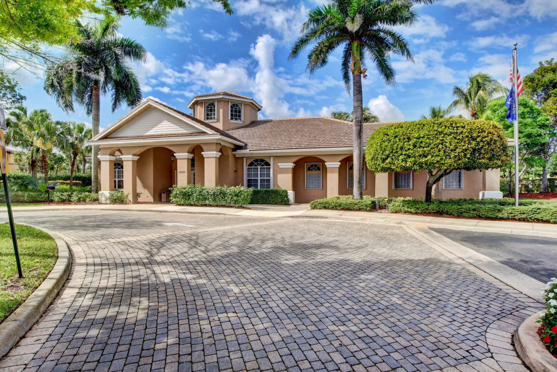 214 Berenger Walk, Royal Palm Beach, FL 33414 Photo
