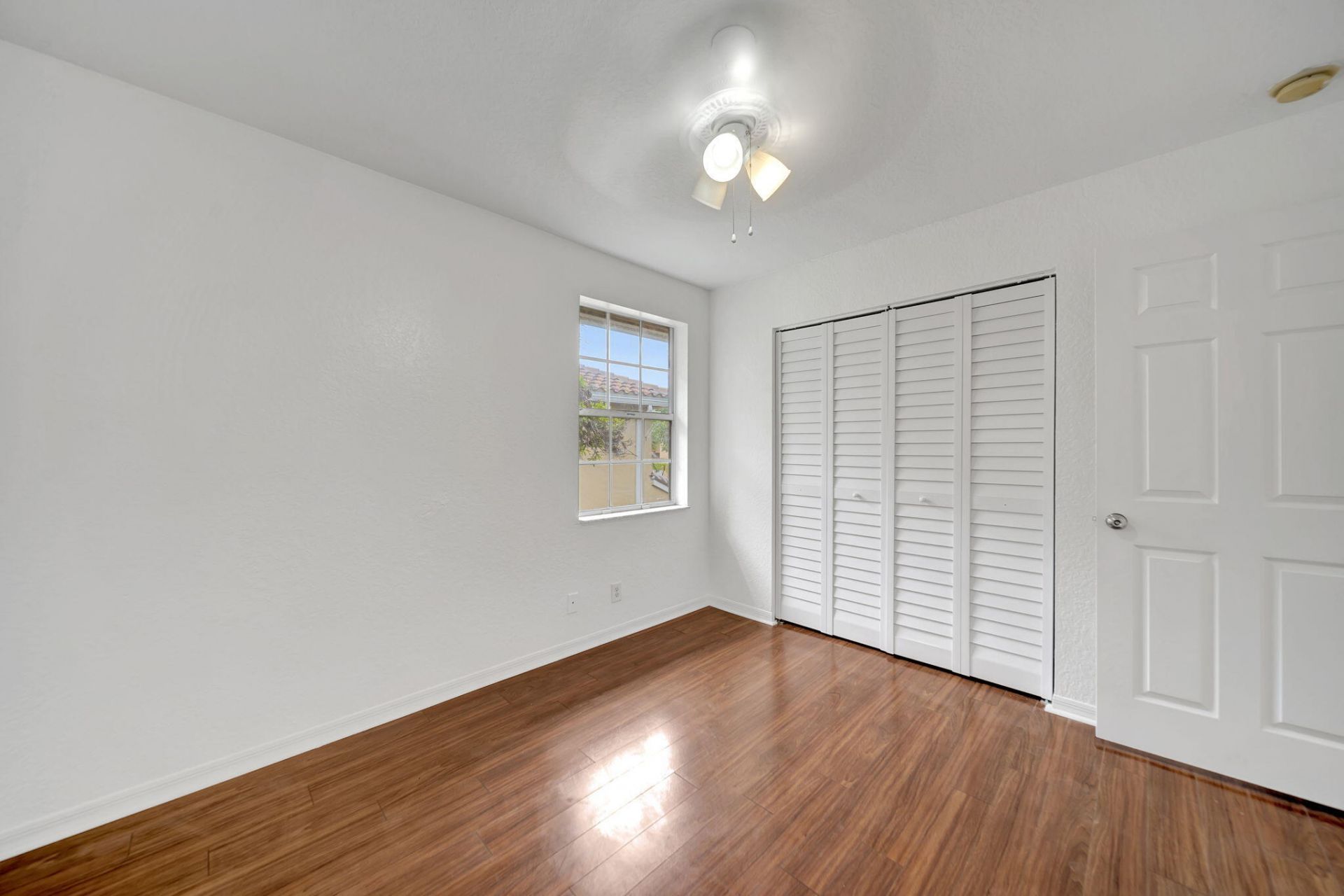 3970 NW 90th Way, Sunrise, FL 33351 Photo