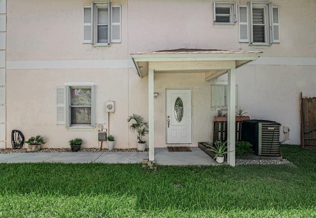 149 Baldwin Boulevard, Greenacres, FL 33463 Photo