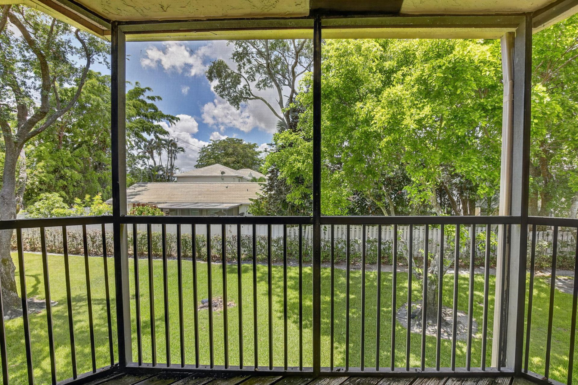 9883 NW 1st Court, Plantation, FL 33324 Photo
