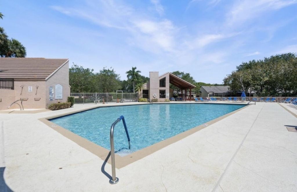 9883 NW 1st Court, Plantation, FL 33324 Photo