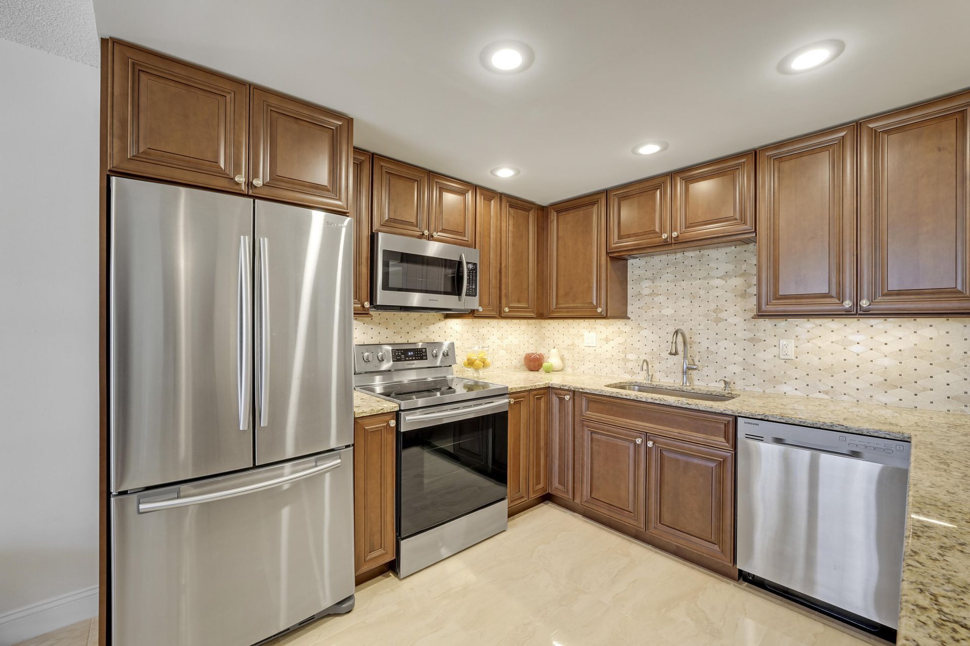 210 Wellington E, West Palm Beach, FL 33417 Photo
