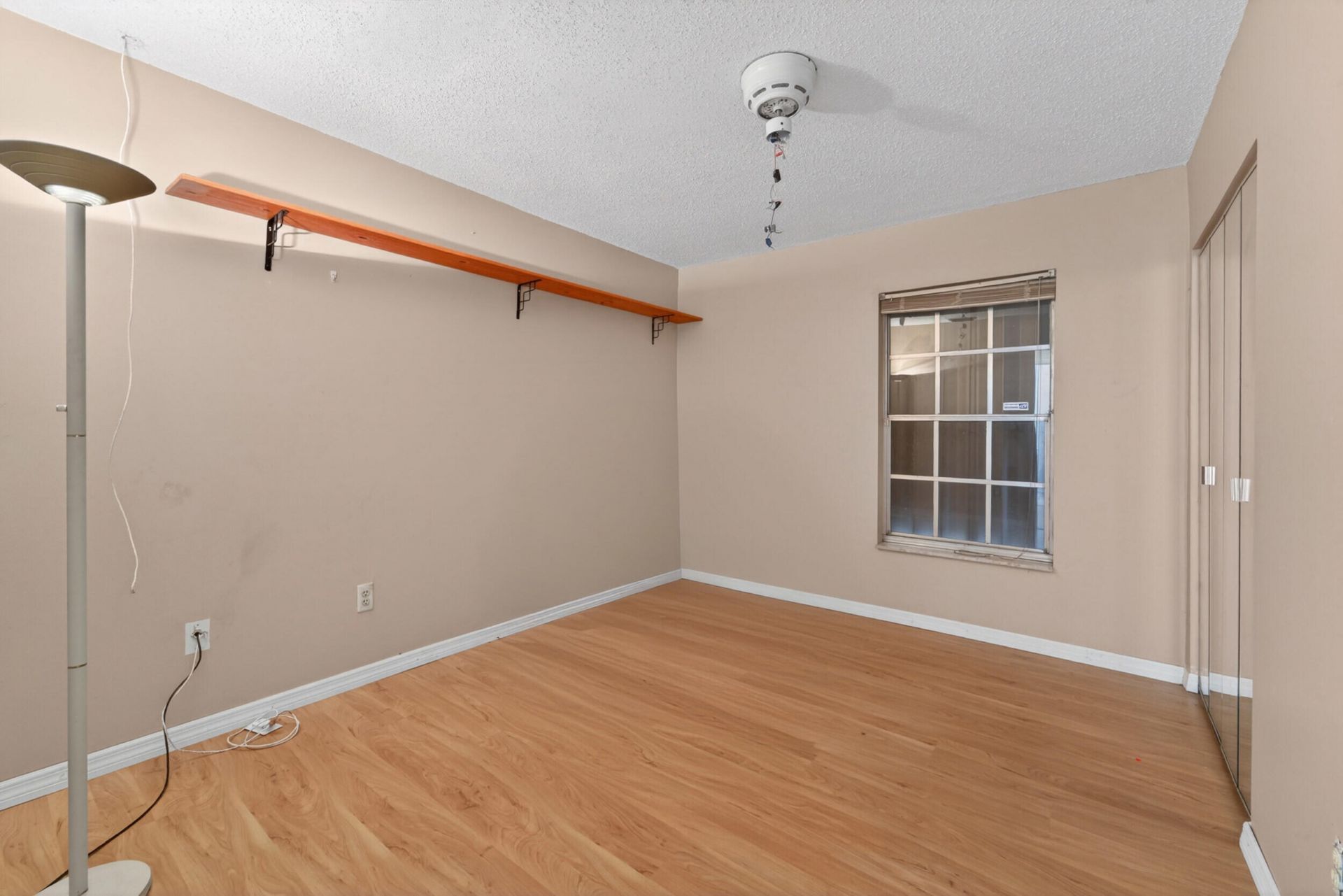 214 NE Camelot Drive, Port Saint Lucie, FL 34983 Photo