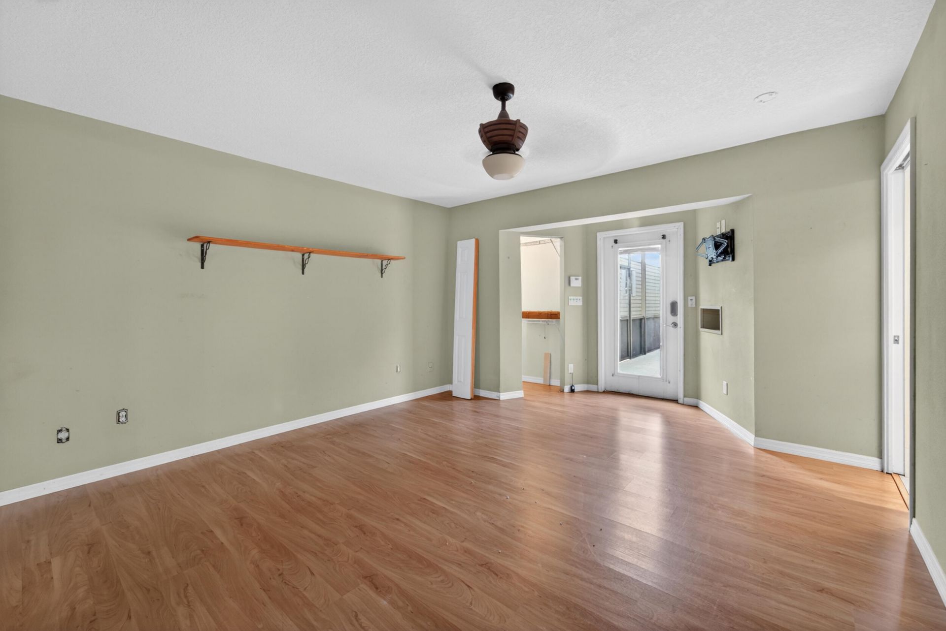214 NE Camelot Drive, Port Saint Lucie, FL 34983 Photo