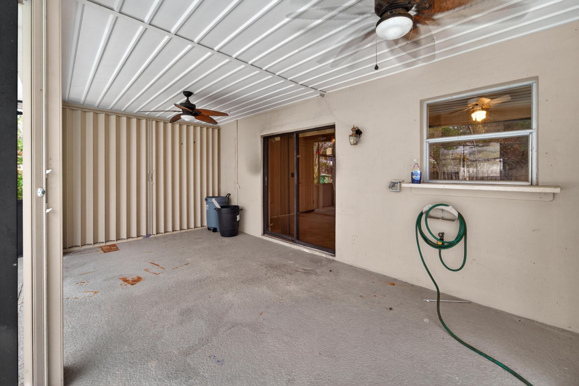 214 NE Camelot Drive, Port Saint Lucie, FL 34983 Photo