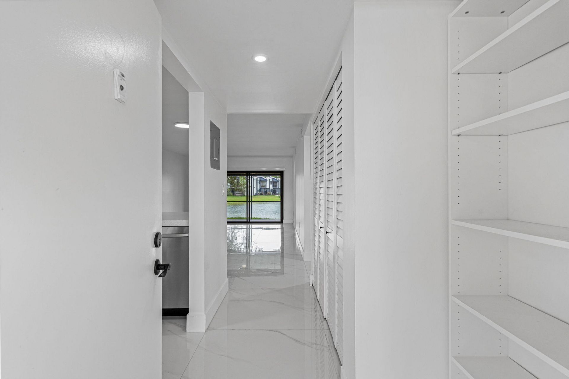 510 W Park Drive, Unit 104-3, Miami, FL 33172 Photo