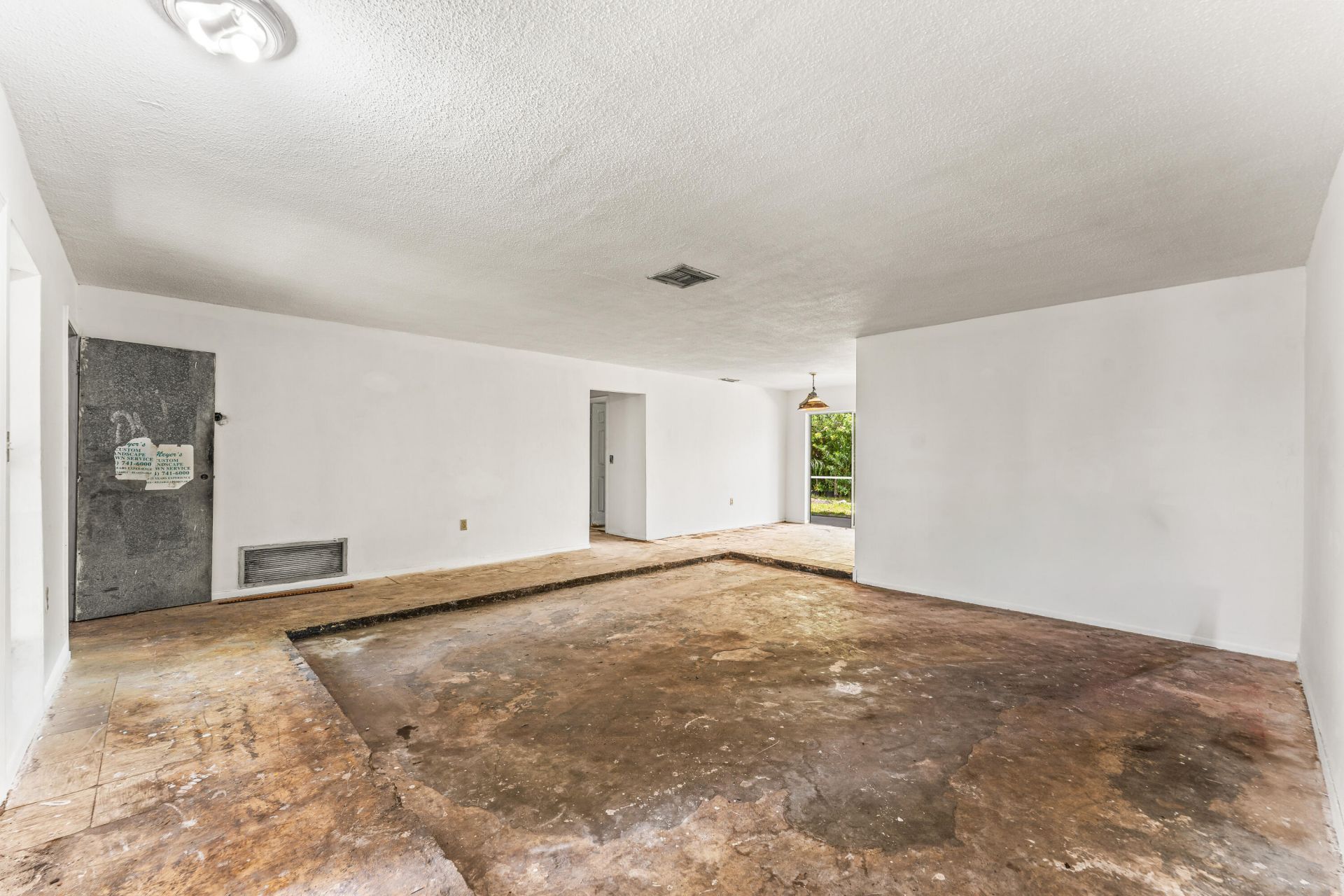 8961 Sunset Strip, Sunrise, FL 33322 Photo
